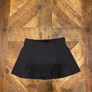 Lululemon Skirt size 6 black